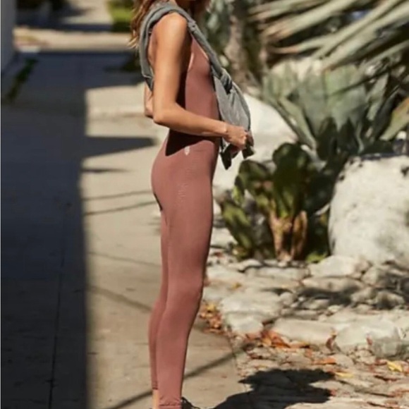 Free People Movement Good Karma Onesie Size XS/S Nutmeg Color - Picture 12 of 13